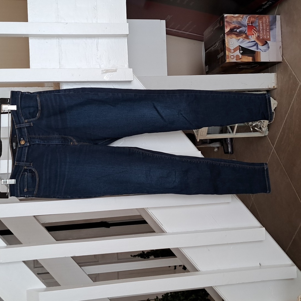 Hudson Barbara Super Skinny Highrise Jean in Dark Wash blue sz30 EUC
